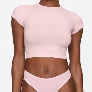 NWOT Skims New Vintage Crop Tshirt short sleeve top cherry blossom size small